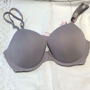 NWT Victoria secret t shirt push up full coverage bra